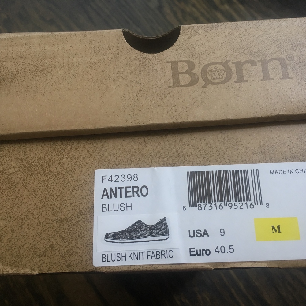 🆕 Born Slip-On Casual Shoe - Picture 13 of 17
